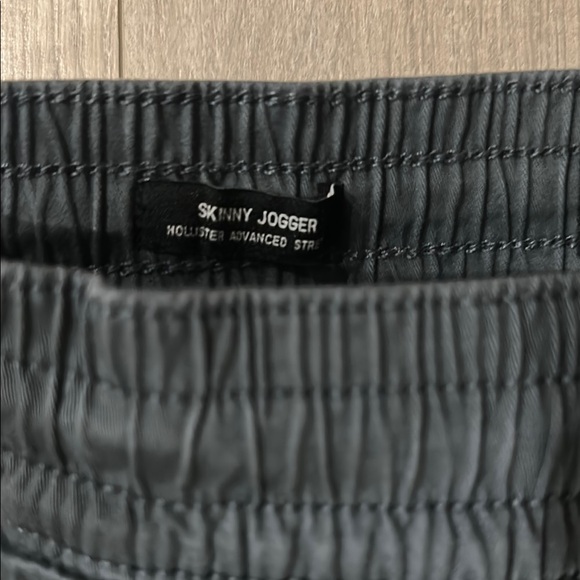 Men's Jogger Pants - Picture 3 of 3